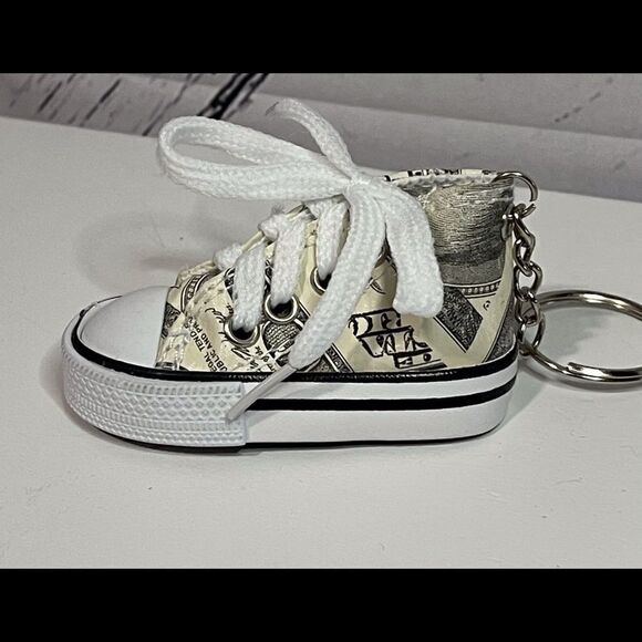 Money Faux Print Shoe Keychain - Picture 2 of 4